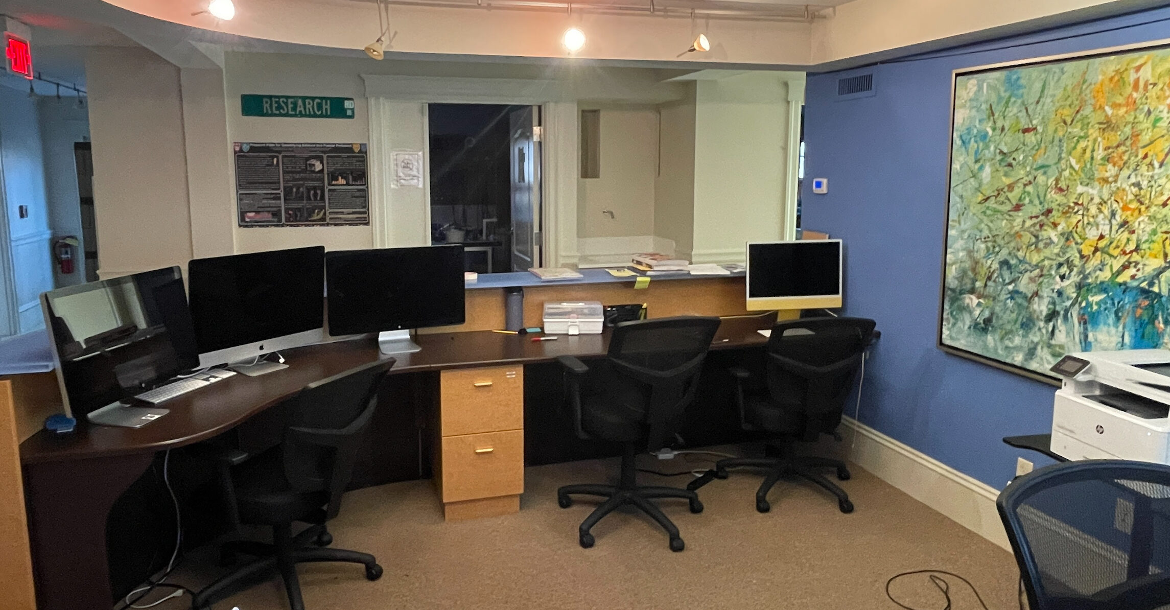 Researchers Room at FARIL HQ, Weston, MA